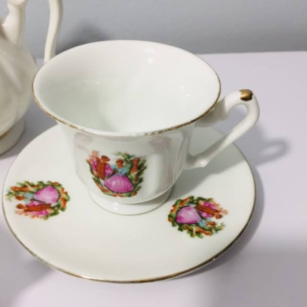 Victorian set, Excellent condition. One of the cu - Picture 4 of 16